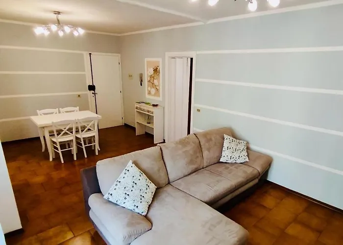 7Lecci Beach House